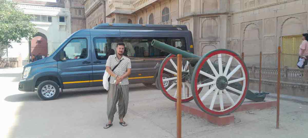 Luxury Tempo Traveller and Urbania